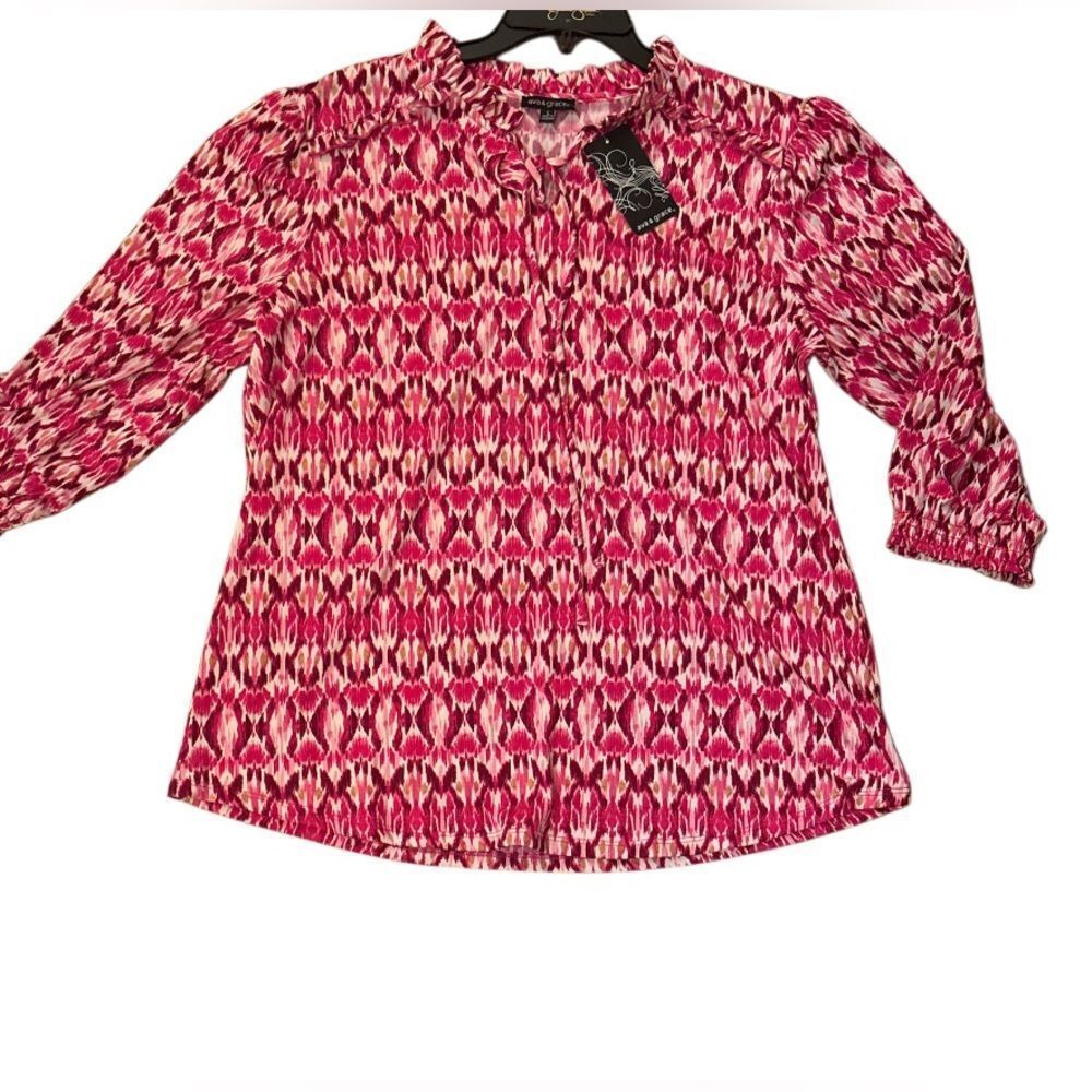 Ava  & Grace Women's Printed 3/4-Sleeve Henley Top with a ruffled collar